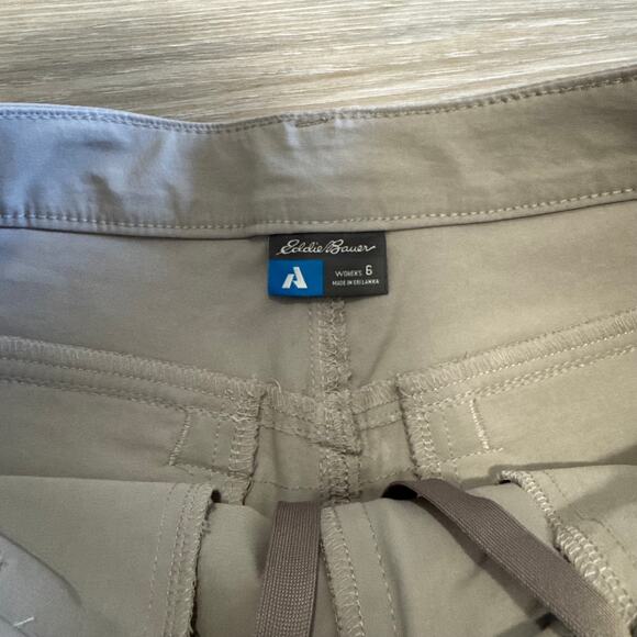 Eddie Bauer | First Ascent Hike Pants with Multi Pockets size 6 - Picture 4 of 9